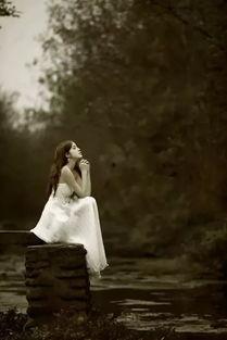 只见相思不见君,君影何寻